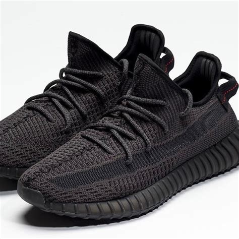 yeezy zwart adidas